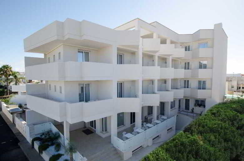 Qui Hotel