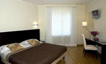 Hotel Serenella