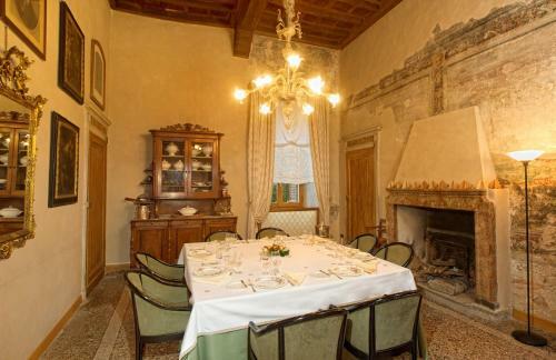 Hotel Locanda Dei Mai Intees