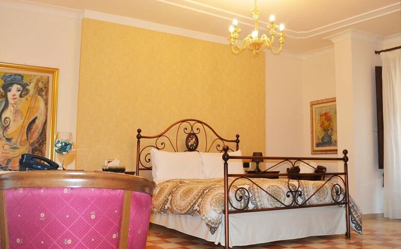 Hotel Palazzo Krataiis