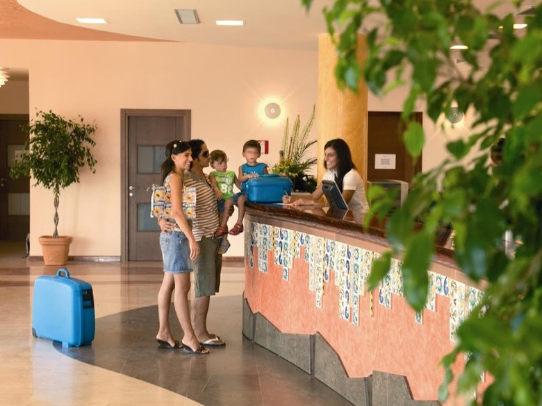 Hotel Serenusa Village