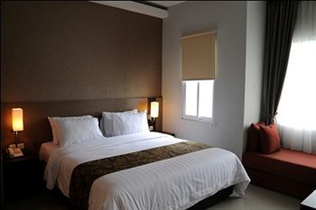 Lorin New Kuta Hotel