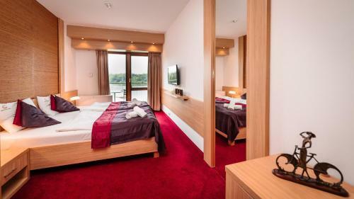 Hotel Corvus Aqua
