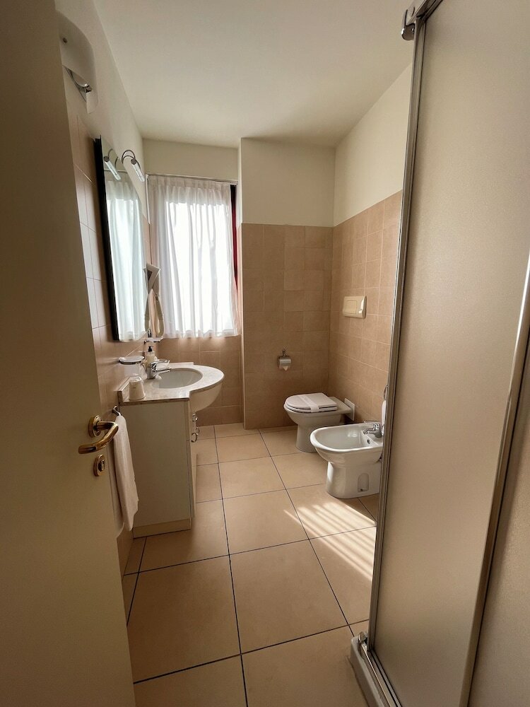 Hotel Lovere Resort & Spa