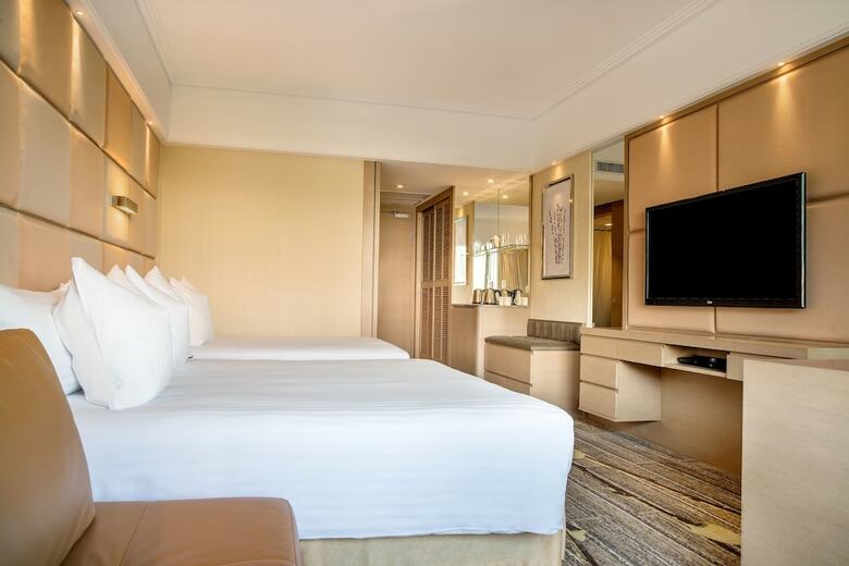 The Park Lane Hong Kong, A Pullman Hotel