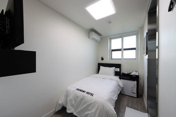 Ekonomy Hotel Incheon