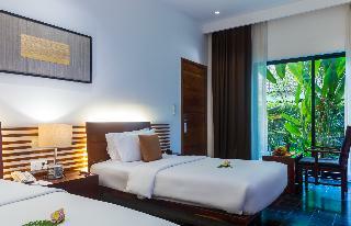 Hotel Lynnaya Urban River Resort