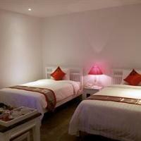 Hotel Frangipani Royal Palace