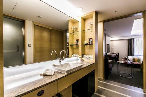 Best Western Premier Seoul Garden Hotel