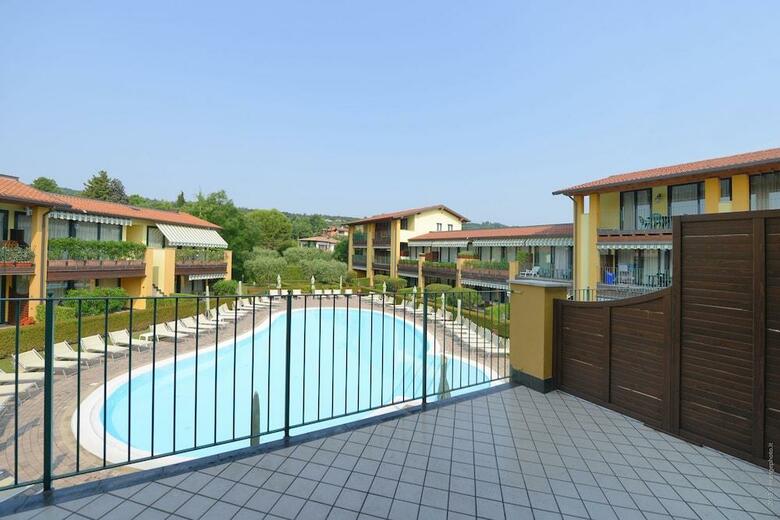 Le Terrazze Sul Lago Suite Hotel