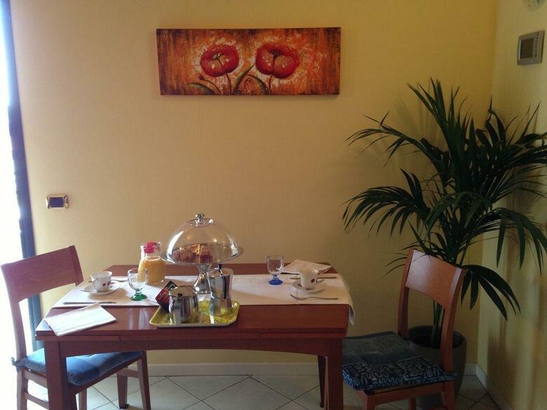 Le Terrazze Sul Lago Suite Hotel