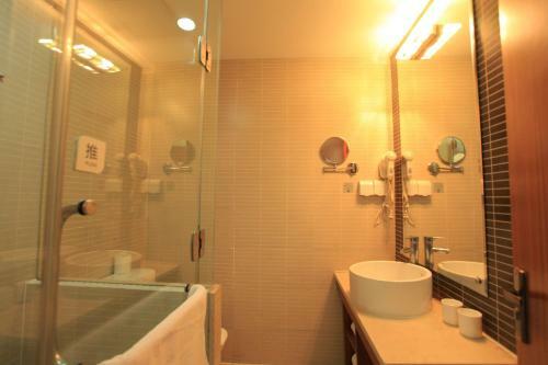 Starway Hotel Jiujiang Xunyang