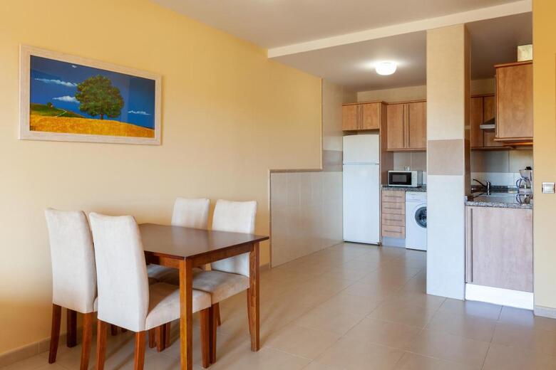 Apartamentos Playamarina