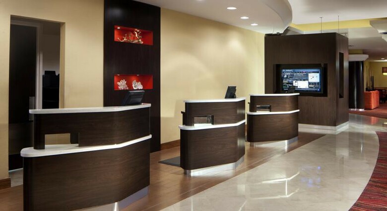 Hotel Courtyard By Marriott Miami Downtown