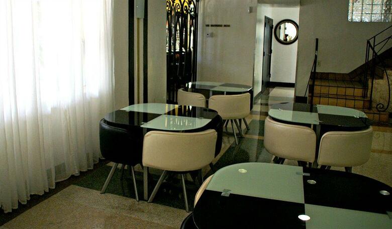 Hotel South Beach Plaza Villas