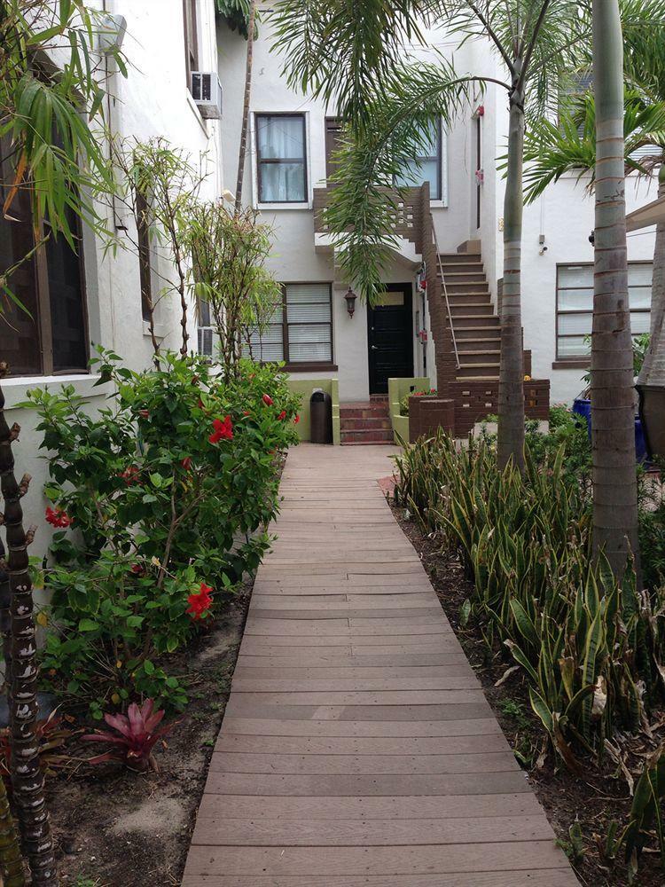 Hotel South Beach Plaza Villas