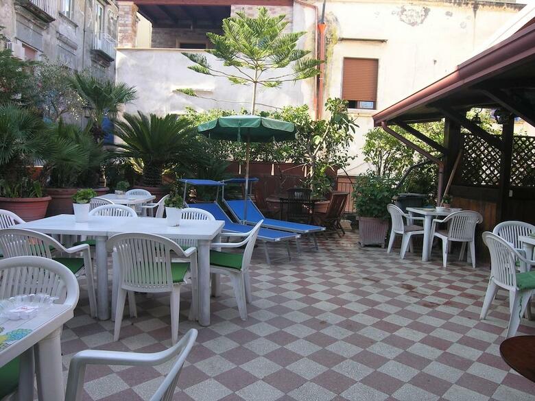 Toledo Hotel