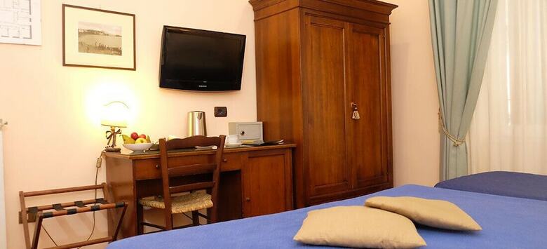 Toledo Hotel