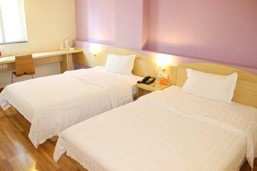 Hotel 7days Inn Linfen Railway Station
