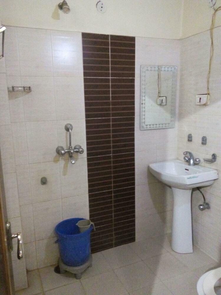 Hotel Karni Niwas