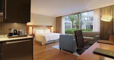 Hotel Hilton Bangalore Embassy Golflinks