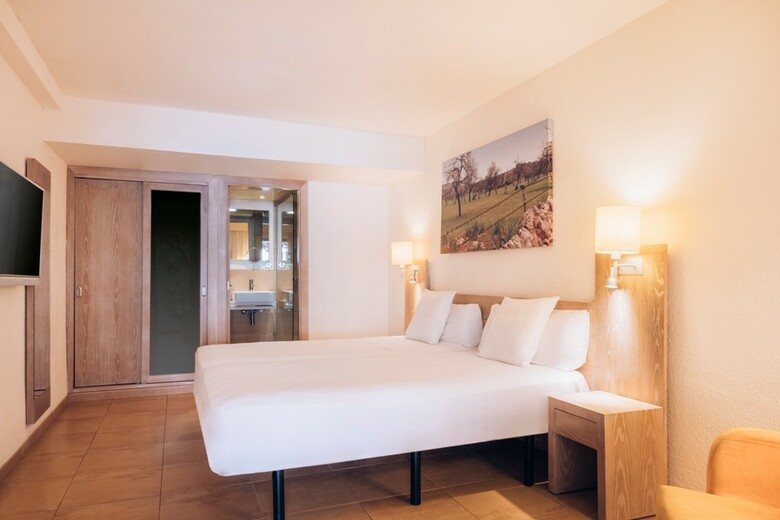 Aparthotel Iberostar Waves Pinos Park
