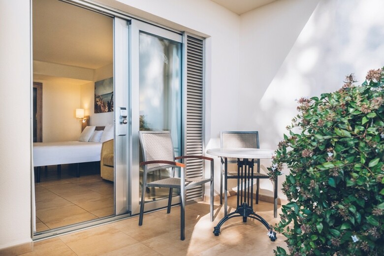 Aparthotel Iberostar Waves Pinos Park