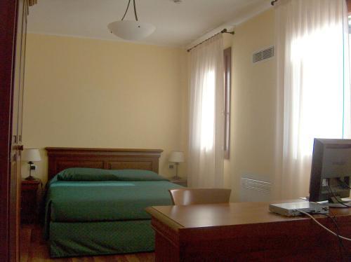 Hotel Villa Del Poeta