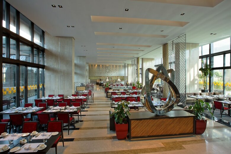 Novotel Kolkata Hotel And Residences