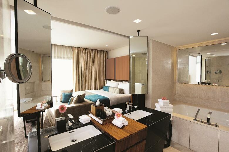 Hotel Vivanta By Taj - Surajkund, Ncr