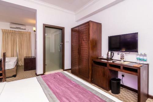 Ceylon City Hotel