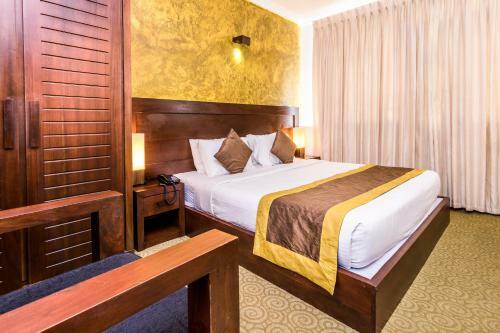 Ceylon City Hotel