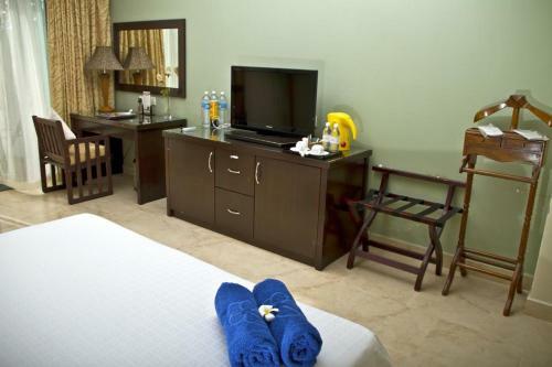 Hotel Beringgis Beach Resort & Spa
