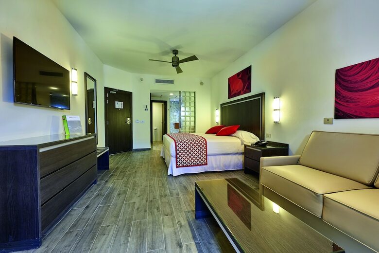 Hotel Club Riu Tequila