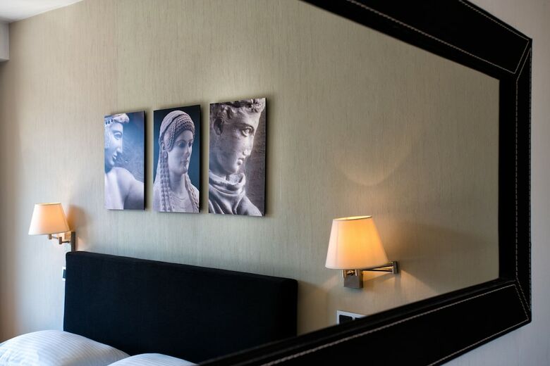 Hotel Athens Gate