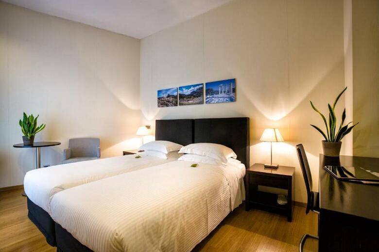 Hotel Athens Gate