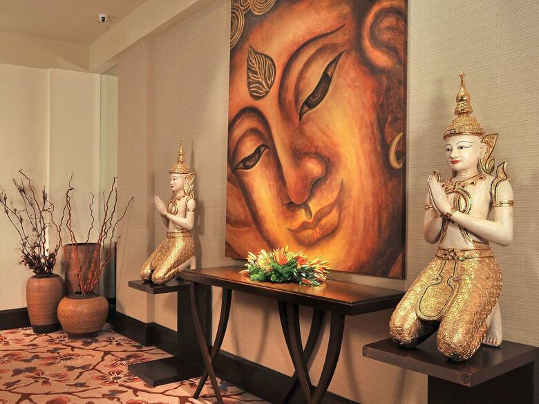 Hotel Radisson Hyderabad Hitec City