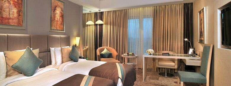 Hotel Radisson Hyderabad Hitec City