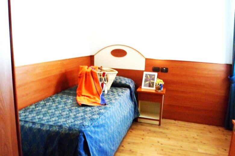 New Bristol Sport & Domus Mea Hotel