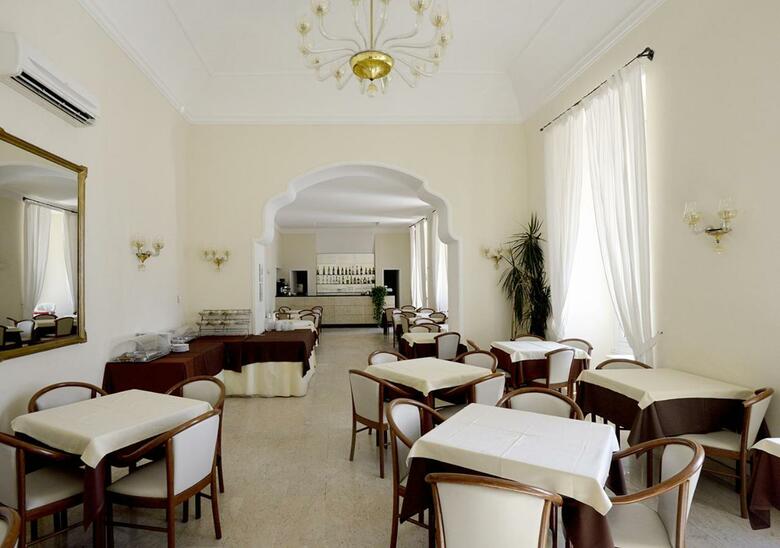Grand Hotel Mediterran�