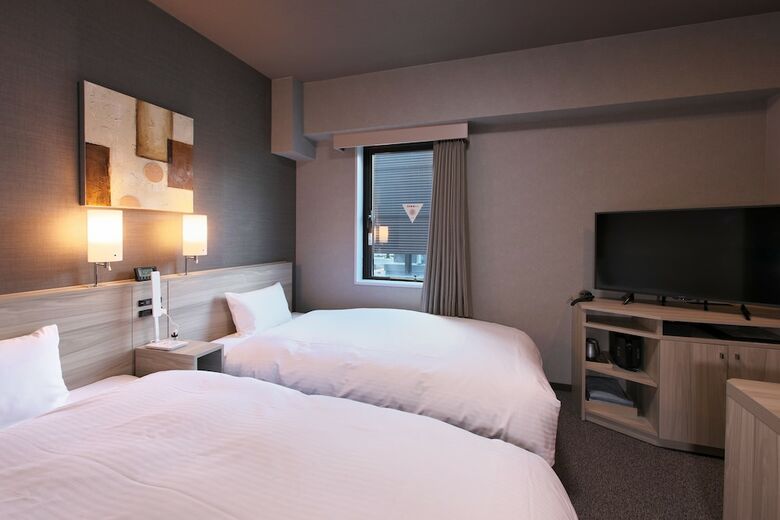 Hotel Route-inn Toyama Ekimae