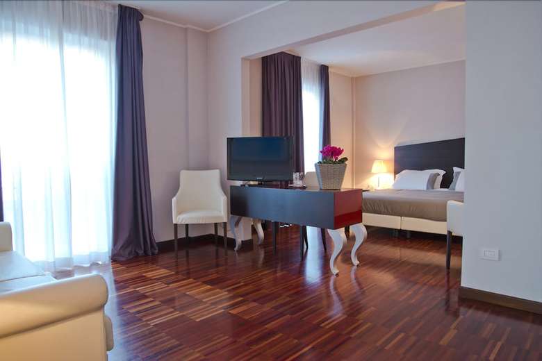 Hotel Cavour In Novara