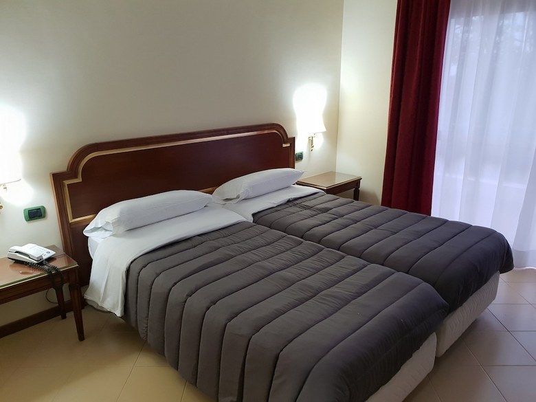 Hotel Mercure Napoli Sud Sakura