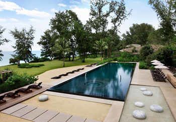 Hotel Renaissance Phuket Resort & Spa