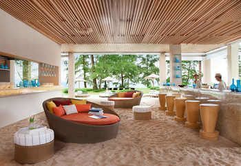 Hotel Renaissance Phuket Resort & Spa