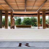 Hotel Renaissance Phuket Resort & Spa