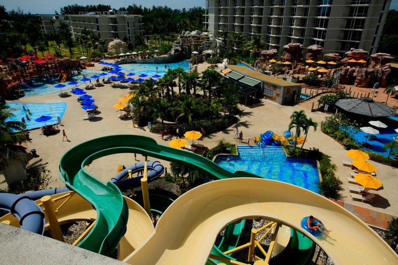 Hotel Centara Grand West Sands Resort & Villas Phuket