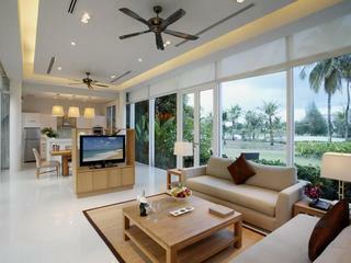 Hotel Centara Grand West Sands Resort & Villas Phuket