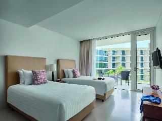 Hotel Centara Grand West Sands Resort & Villas Phuket