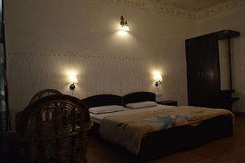 Hotel Hill Top Swiss Cottage